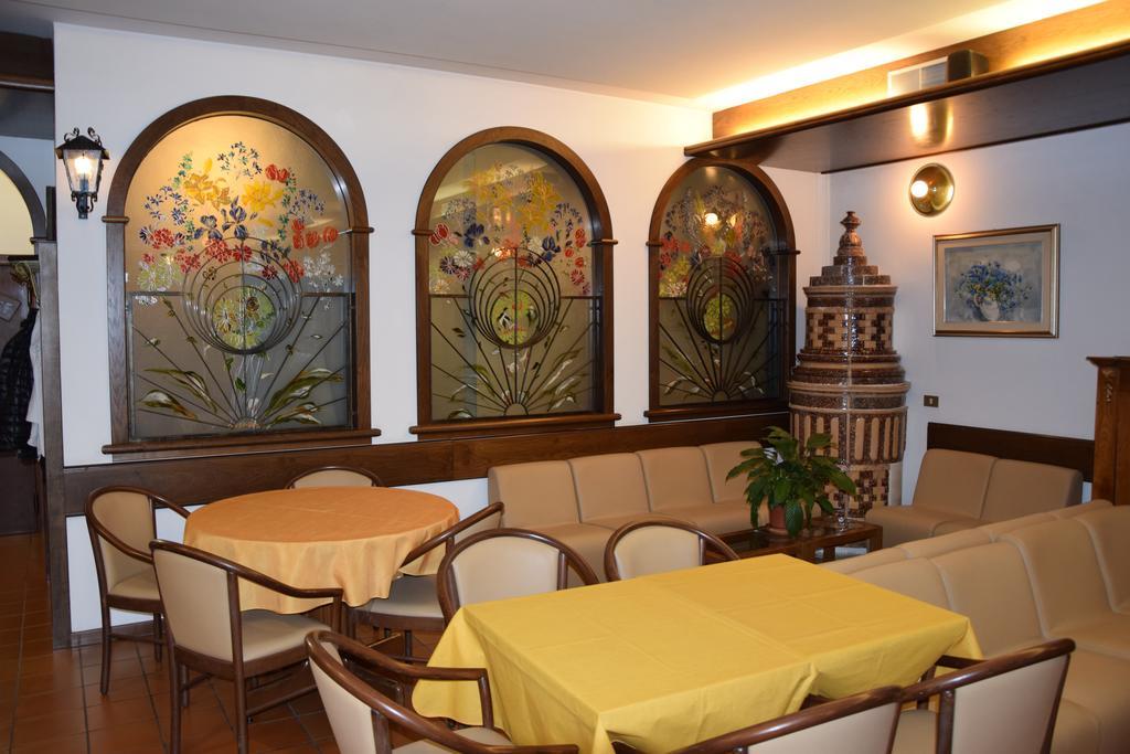 Hotel Olimpic Baselga di Pinè Buitenkant foto
