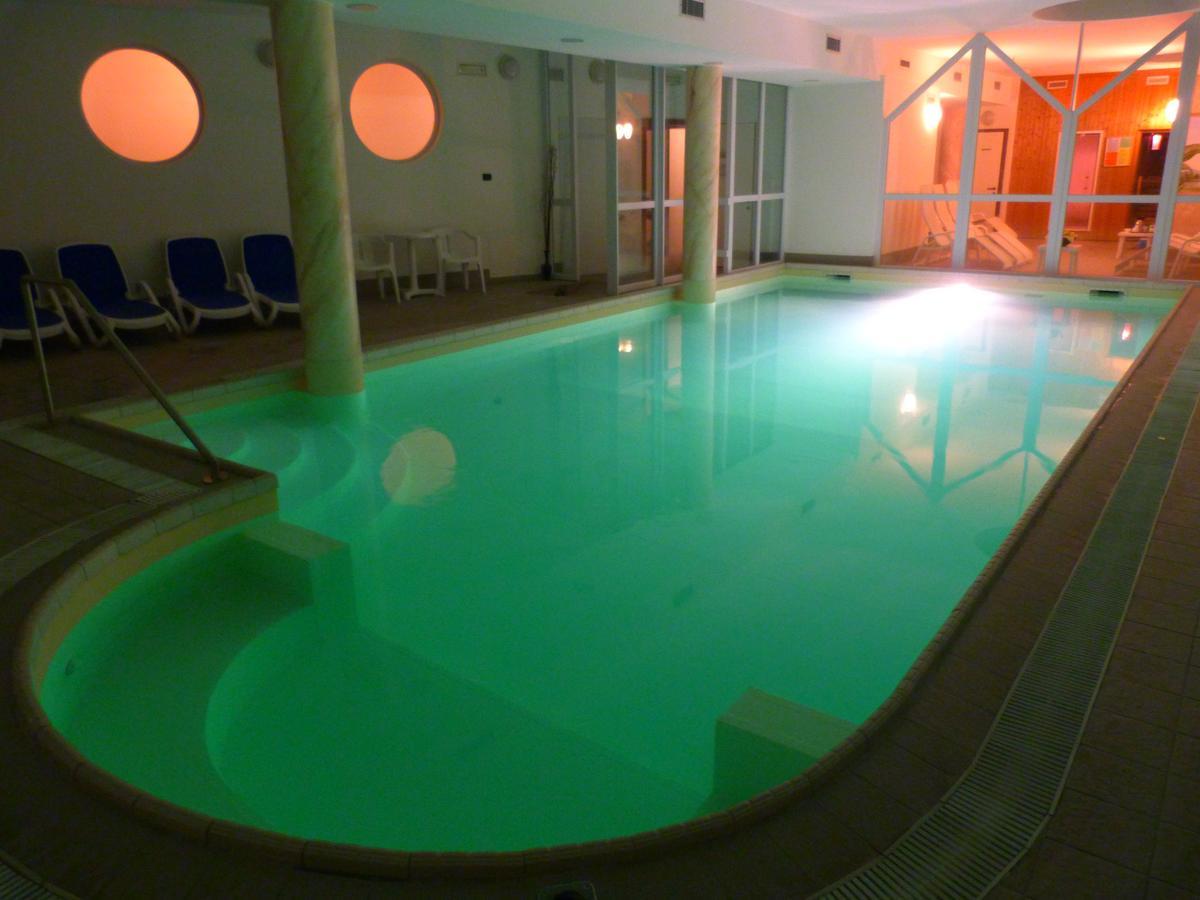 Hotel Olimpic Baselga di Pinè Buitenkant foto